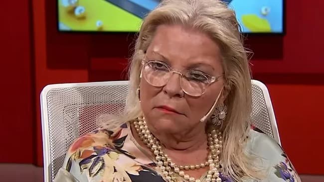 Elisa Carrió: Contra Milei por la cruel sugerencia que las familias tenían sus ahorros en dolares