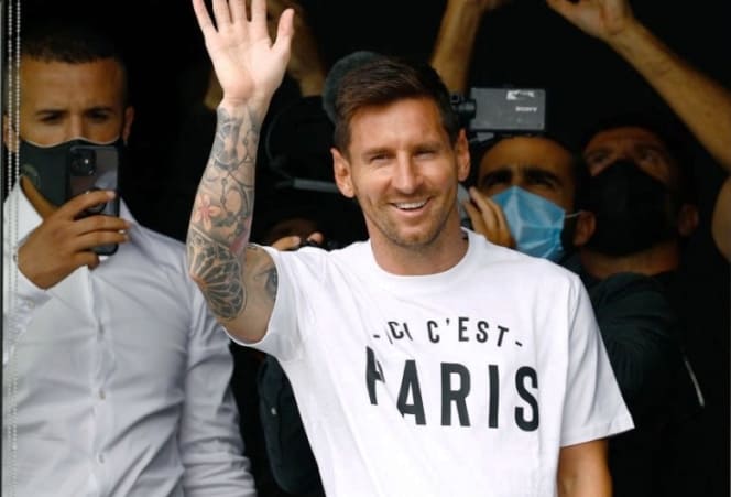 Messi llegó a Francia para convertirse en el nuevo jugador del PSG
