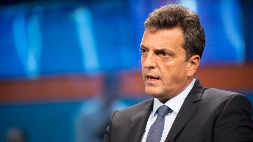 Massa y otra réplica a Milei: «No te importa destruir el planeta ni la vida de nadie»