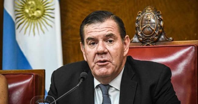 Ceden a Guillermo Montenegro la facultad de aumentar el boleto de colectivo