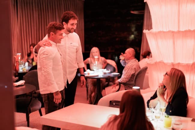 MAR Cocina Suratlántica celebró su segundo aniversario con Mar & Río