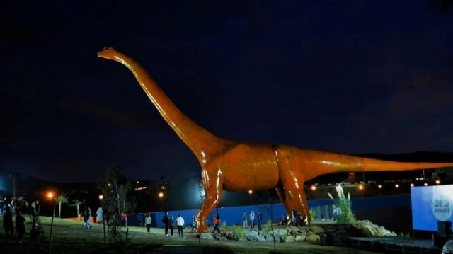 Parque del Origen: Así es la réplica del Argentinosaurus instalada en Tandil ¿VIVO?
