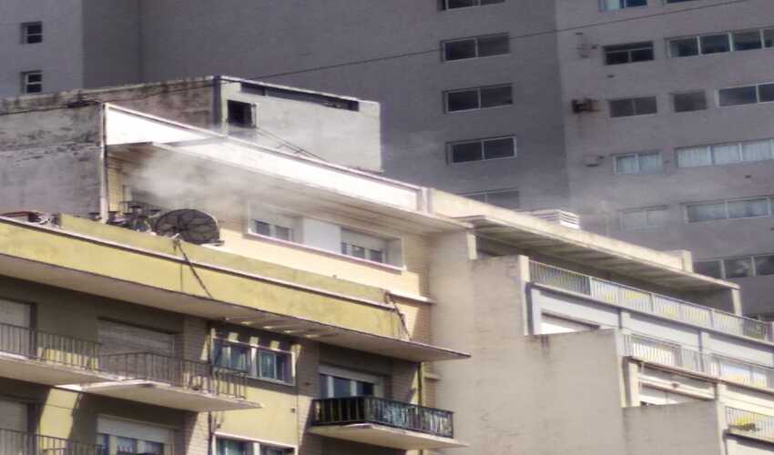 Se incendia un departamento sobre la Avenida Colón