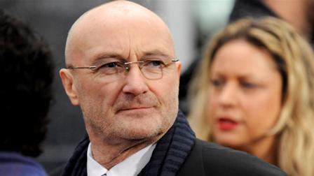 Phil Collins suspendió shows en Londres, tras caerse y golpearse la cabeza