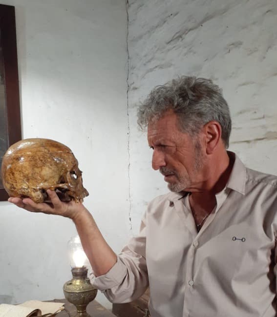 Leia SEMINARIOS DE TEATRO a cargo del actor y director teatral Daniel Miglioranza 