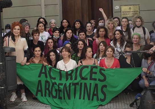 Juicio a Juan Darthés por abuso sexual: Actrices Argentinas piden «un fallo contundente»      