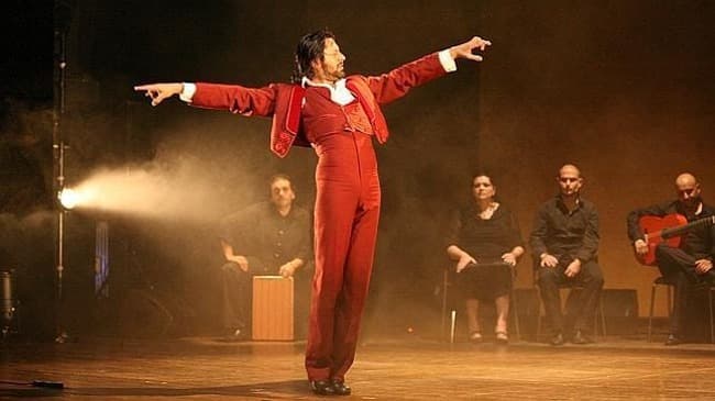 El bailaor flamenco Rafael Amargo por primera vez enseña y baila en Mar del Plata  