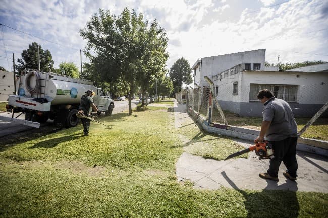 Avanzan los trabajos de reacondicionamiento en los establecimientos educativos municipales