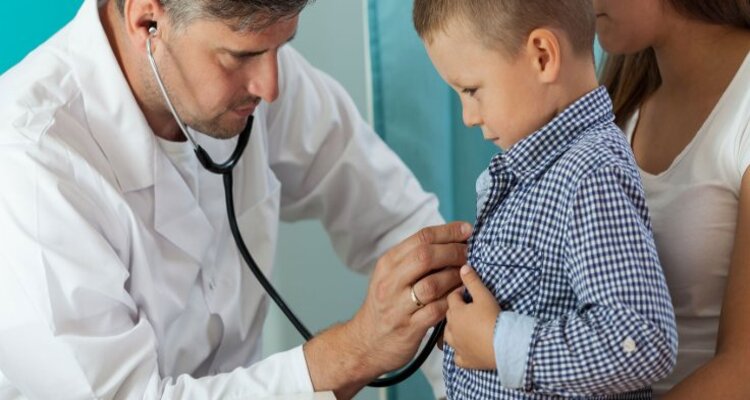 Apoyo a la presencialidad: Pediatras alientan un regreso gradual y con protocolos a las aulas