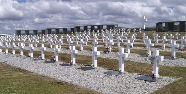 Malvinas: Argentina le exigió a Reino Unido avanzar con la identificación de caídos