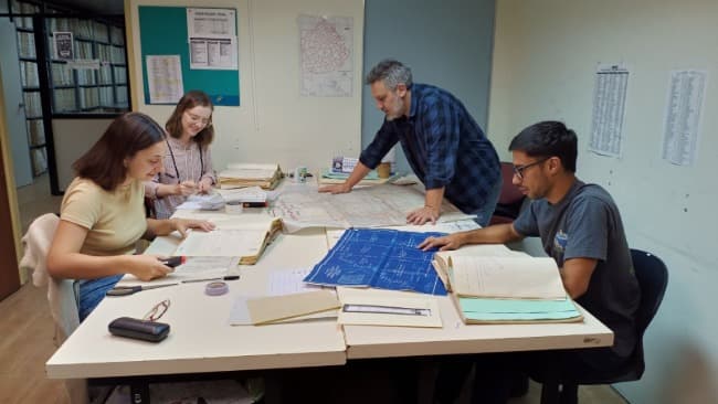 Leia Se digitalizaron 125 mil planos históricos de toda la Provincia de Buenos Aires 