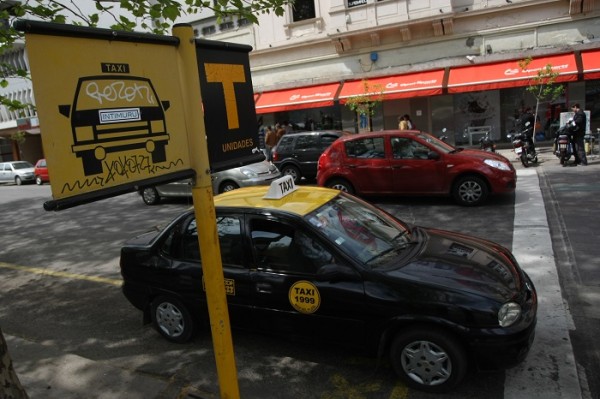 Se aprobó por unanimidad el aumento en la tarifa de taxis y remises