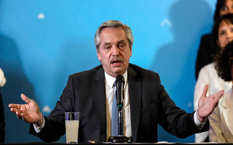 Fernández: «En Argentina la cuarentena hace mucho tiempo que dejó de pasar»