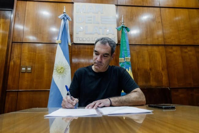 Leia El intendente Agustín Neme firmó convenio con más de 40 sociedades de fomento