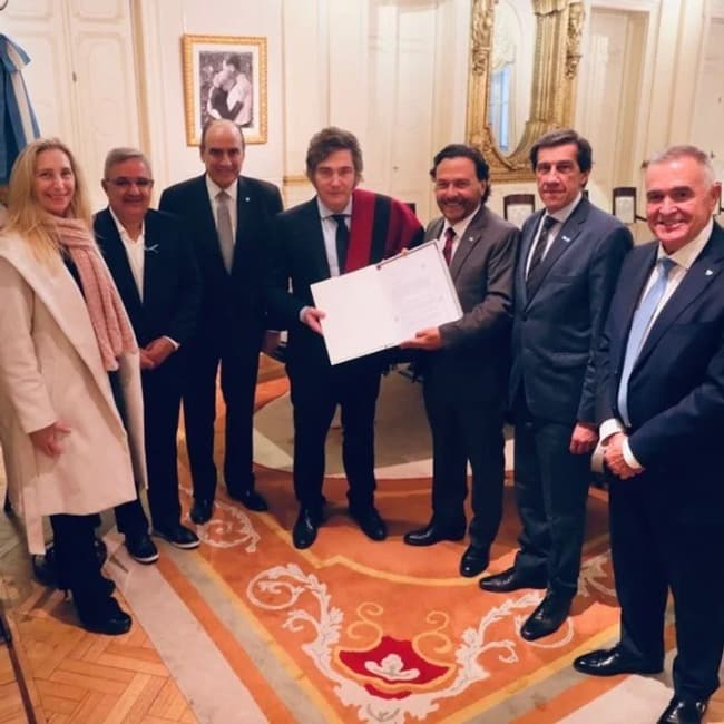 El Gobierno abre negociaciones electorales con los gobernadores aliados
