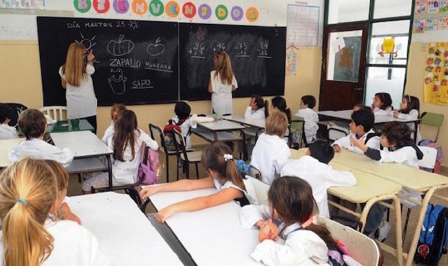 Hay que devolver la bonificación y reivindicar a los Docentes Municipales