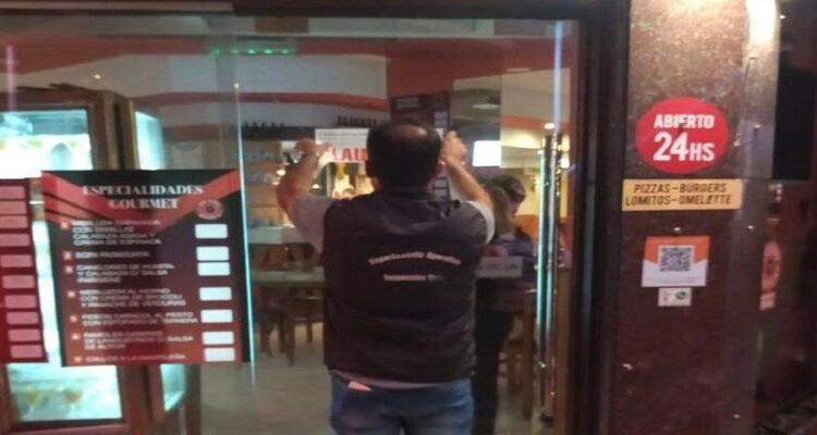 Clausuraron tres bares por no respetar el horario de cierre