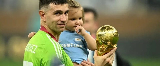 Dibu:Jugar la final del Mundo como en la plaza del barrio en Mar del Plata fue lo más lindo