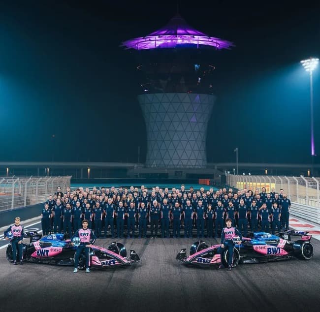 Leia A qué hora es la presentación del A526 con Franco Colapinto