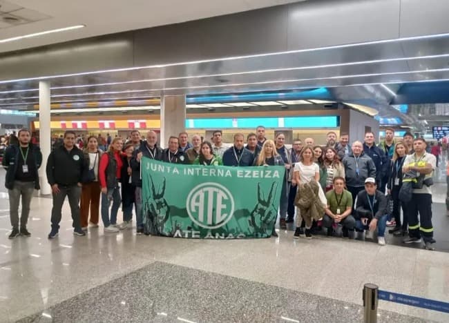 Leia Trabajadores de ATE/ANAC paran  pero no afectarán las operaciones aéreas