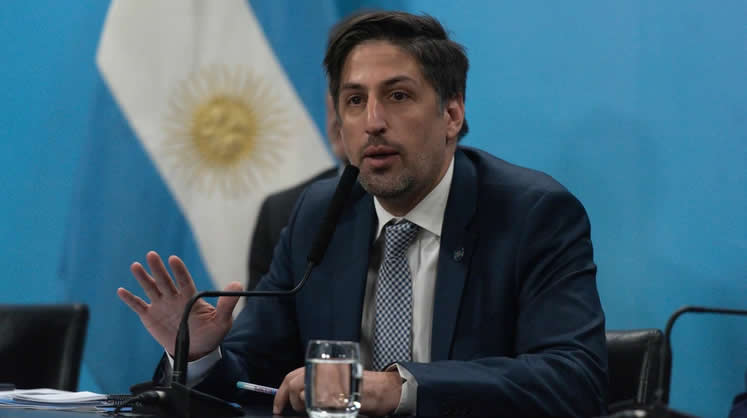 Trotta: «Las clases no volverán con normalidad hasta que se encuentre la vacuna»