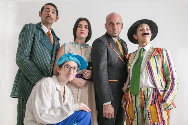 La Compañía The Sastre presenta la comedia “Actores extranjeros” en el Galpón de las Artes