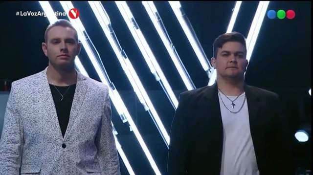 Julio Fernández y participantes de «La Voz Argentina» en la Villa Victoria Ocampo