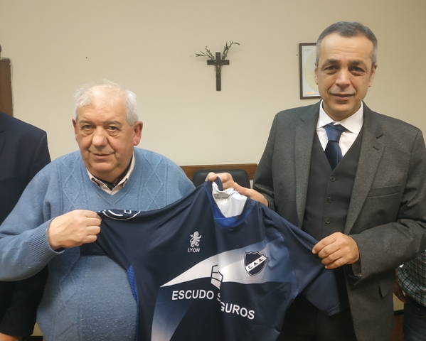 Sáenz Saralegui recibió a directivos de Alvarado 
