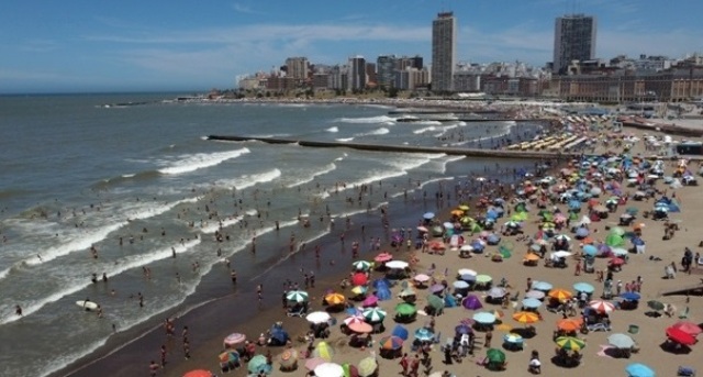 Mar del Plata recibió 3.412.761 turistas durante el verano 2021-2022