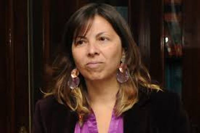 El Gobierno oficializó la prohibición de contratar nuevos empleados en el Estado