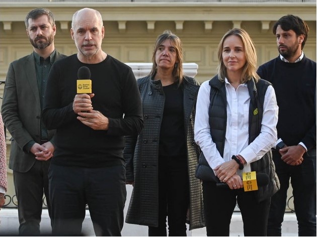 RODRÍGUEZ LARRETA:  «HAY QUE SACARLES LOS PLANES SOCIALES A QUIENES CORTEN LAS CALLES»