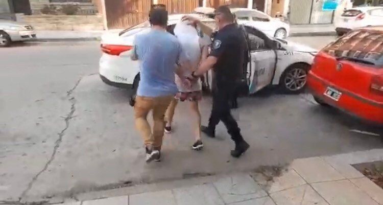De terror: Médico atacó a su ex la ató, le robó y le rapó la cabeza