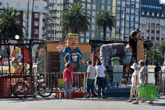 Comenzó la «Plantá» del monumento fallero