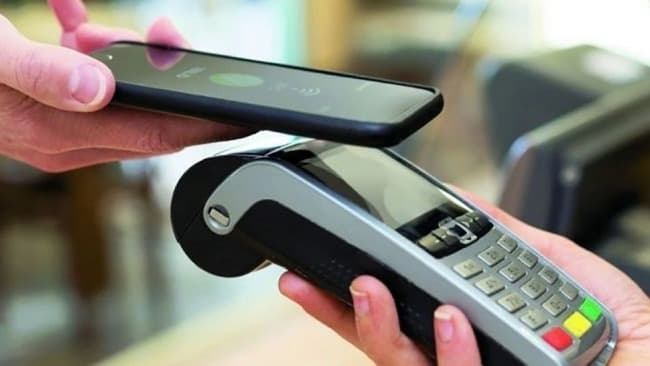 La AFIP vigila cuentas y consumos con tarjeta: hasta qué montos se podrá gastar sin controles