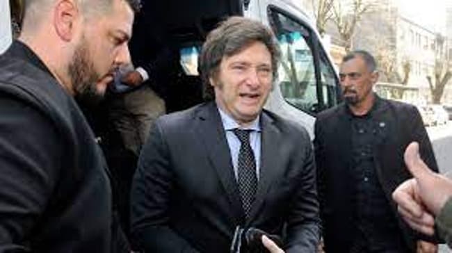 Milei descartó fijar por decreto el salario mínimo y desde la CGT evalúan medidas