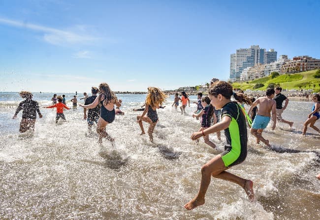 La Escuela de Surf del EMDER abre su segunda inscripción