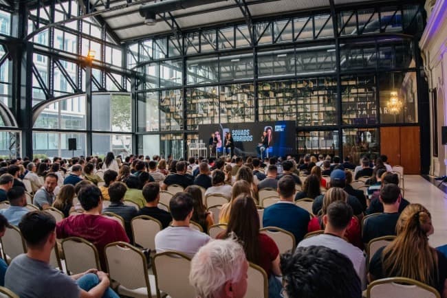 WorkSummit reunió a 500 personas para conocer el potencial de IA y empleo