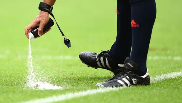 Le ganó a la FiFA un juicio millonario por el invento del spray de los árbitros y es Argentino 