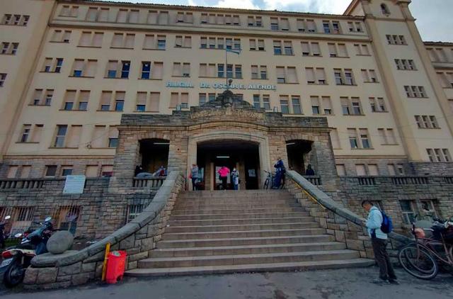 Recibió un disparo en el pene y está internado