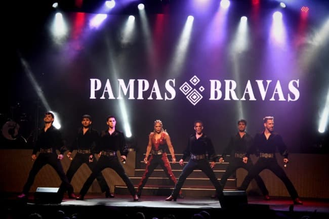Pampas Bravas deslumbra en Mar del Plata junto a Fátima Florez y Marcelo Polino