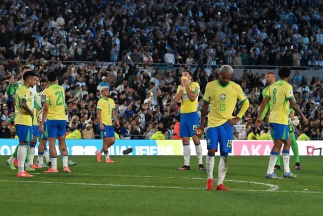 “Vergüenza” y “paliza”: los diarios de Brasil, lapidarios tras la goleada de Argentina