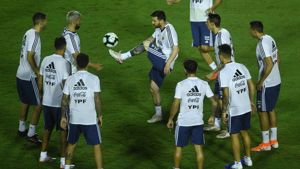  Una Seleccion muy renovada que quiere mirarse en el espejo del campeon de 1991