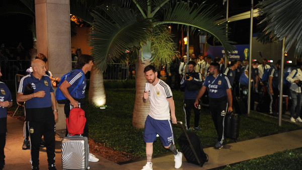  La Seleccion ya se instalo en Belo Horizonte a la espera del duelo trascendental contra Paraguay