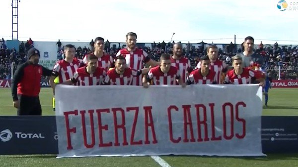  La salud de Carlos Bilardo: Estudiantes y una bandera para darle fuerzas al Doctor