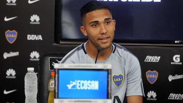  El mediocampista de Boca Emanuel 