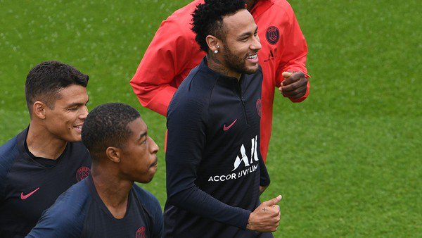  En España creen que Neymar esta mas cerca de llegar a Real Madrid que de volver a Barcelona