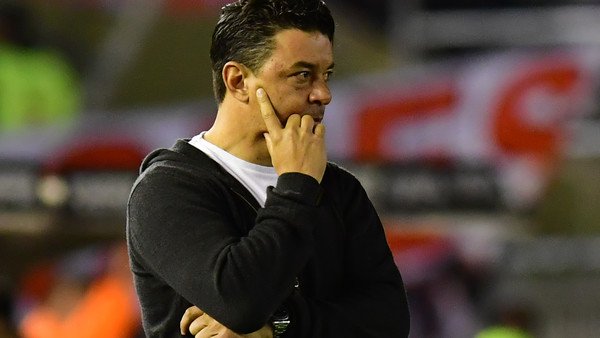  River llego a Paraguay con una duda en el equipo y en el dibujo tactico que usara frente a Cerro Po