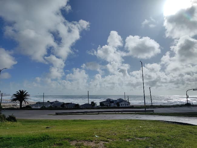 Clima de martes: Volvió el sol tímido con máximas otoñales