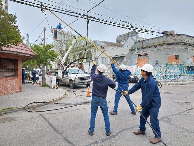 13 de julio es el  Día del trabajador de la Electricidad