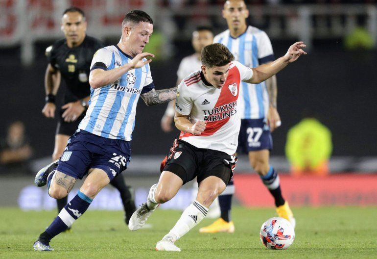 Racing fue valiente en el Monumental y le robó un punto a River